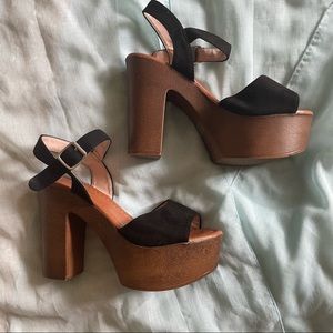 Platform heels size 5.5